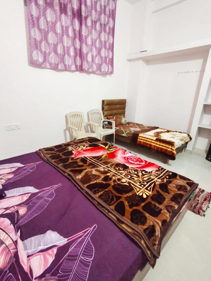 Deviksha Home Stay Ujjain Exterior foto
